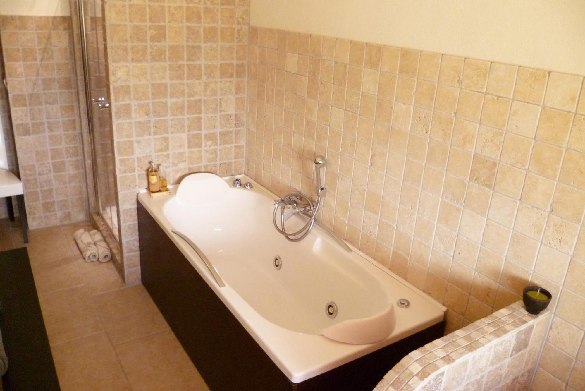 B&B Colle Di Terria Country House Contigliano Экстерьер фото