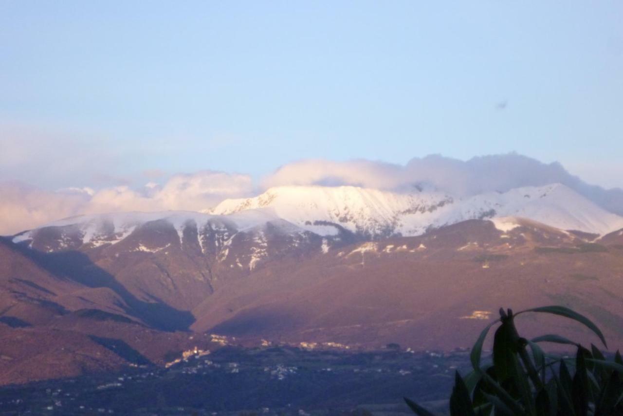 B&B Colle Di Terria Country House Contigliano Экстерьер фото